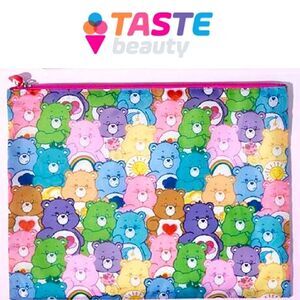 Taste Beauty Care Bears All‎ Bears Cosmetic Bag